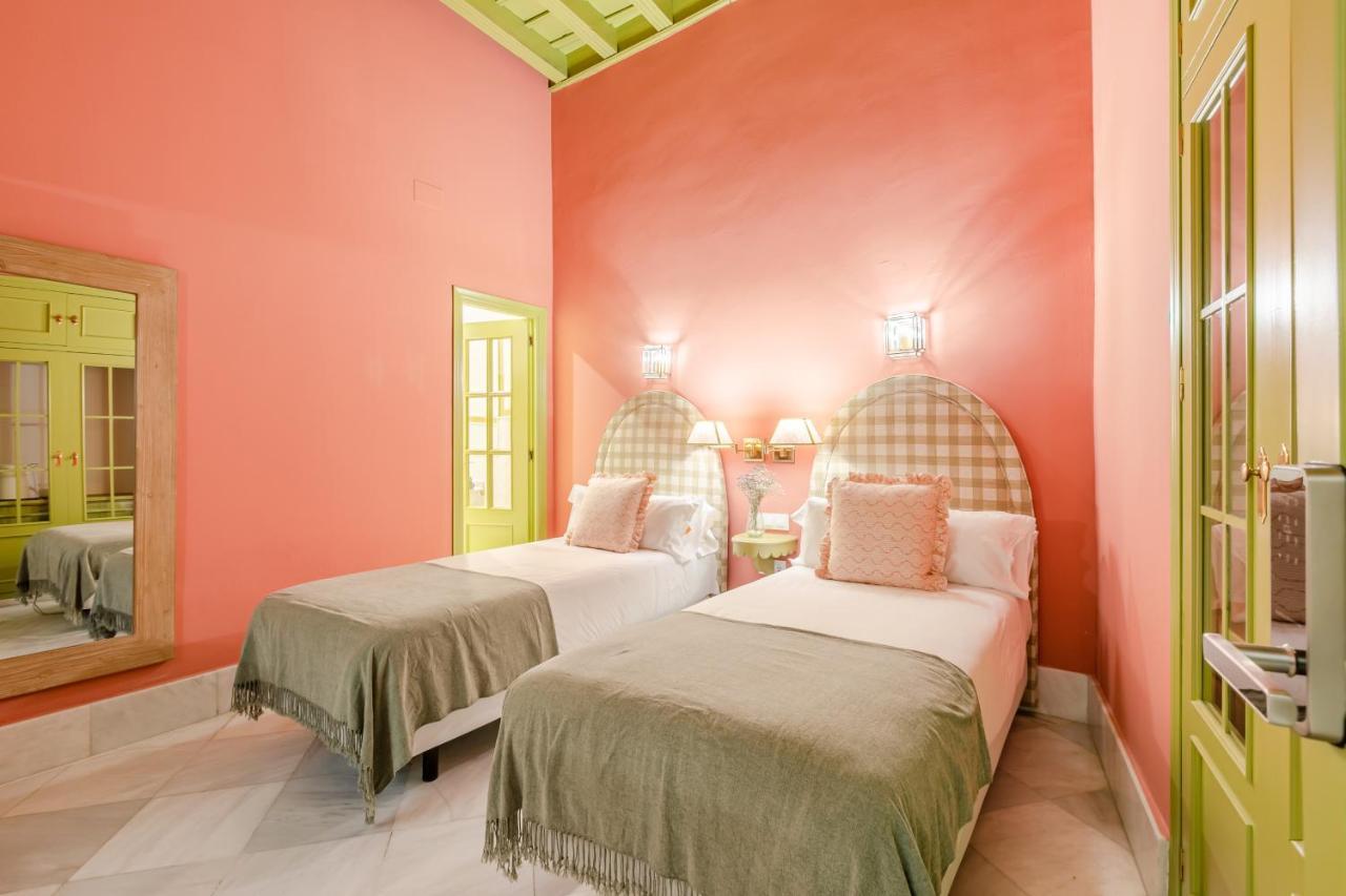 Nuea Giralda Hotel